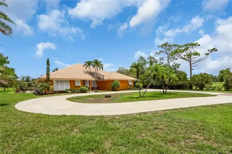 3521 SW Bimini Circle N Palm City FL 34990