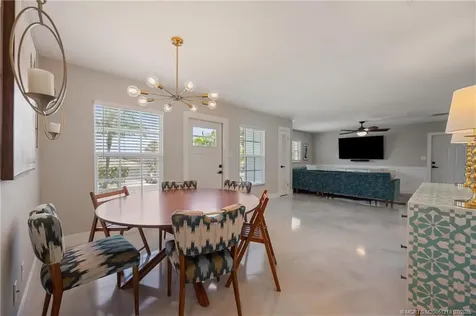 4245 NE Sunset Drive Jensen Beach FL 34957