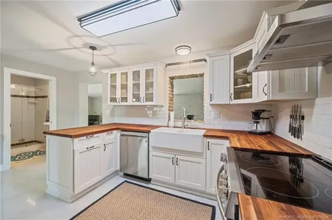 4245 NE Sunset Drive Jensen Beach FL 34957