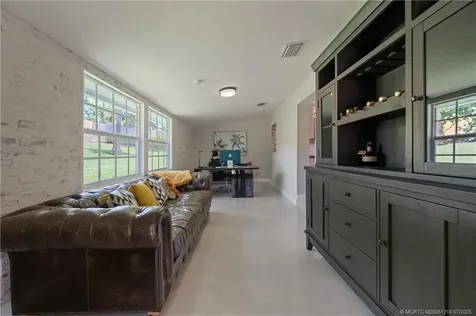 4245 NE Sunset Drive Jensen Beach FL 34957