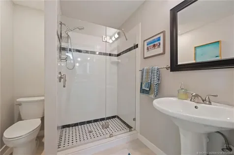 4245 NE Sunset Drive Jensen Beach FL 34957