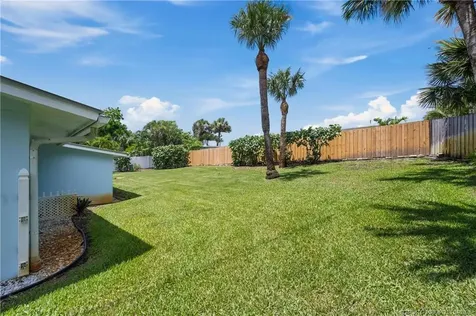 4245 NE Sunset Drive Jensen Beach FL 34957