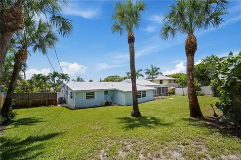 4245 NE Sunset Drive Jensen Beach FL 34957