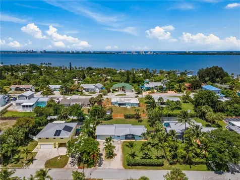 4245 NE Sunset Drive Jensen Beach FL 34957