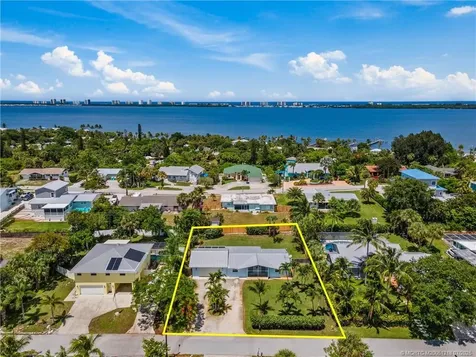 4245 NE Sunset Drive Jensen Beach FL 34957