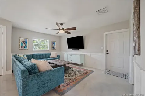 4245 NE Sunset Drive Jensen Beach FL 34957