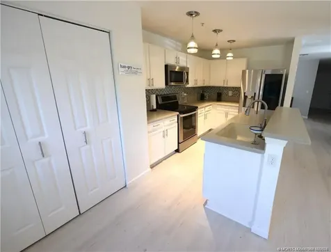 324 SE Bloxham Way Stuart FL 34997