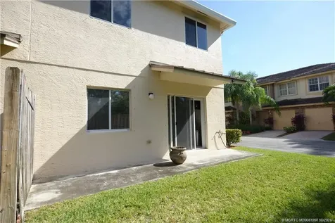 324 SE Bloxham Way Stuart FL 34997