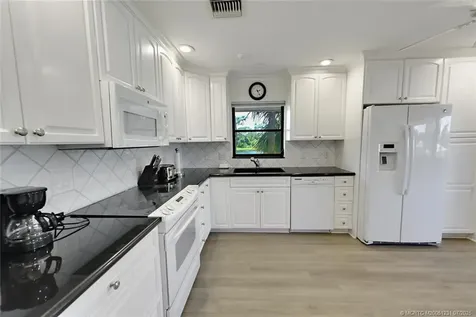 4680 SW Parkgate Boulevard Palm City FL 34990