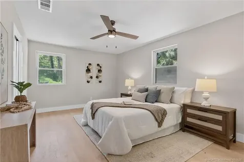 2735 6th Street Vero Beach FL 32968