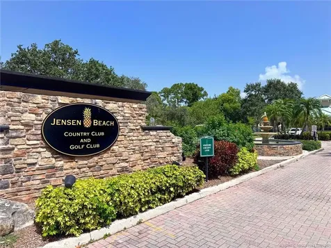 3689 NW Royal Oak Drive Jensen Beach FL 34957