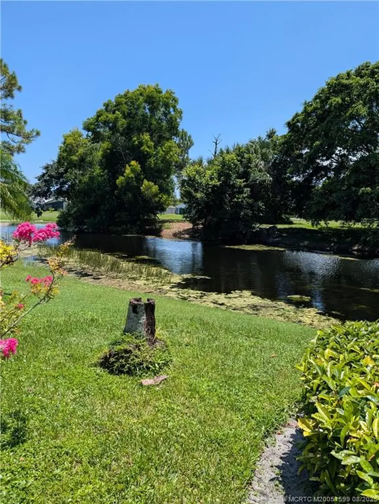 6250 SE Tory Place Hobe Sound FL 33455