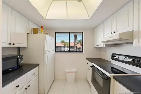 1600 NE Dixie Highway Jensen Beach FL 34957