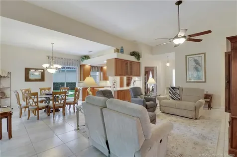 9242 SE Eldorado Way Hobe Sound FL 33455