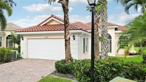 9242 SE Eldorado Way Hobe Sound FL 33455