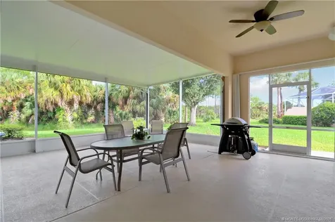 9242 SE Eldorado Way Hobe Sound FL 33455