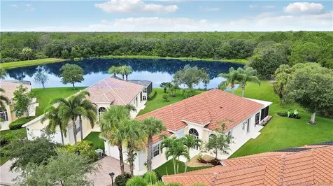 9242 SE Eldorado Way Hobe Sound FL 33455