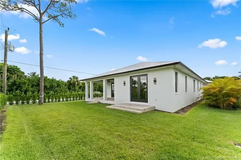 5460 SE Front Avenue Stuart FL 34997