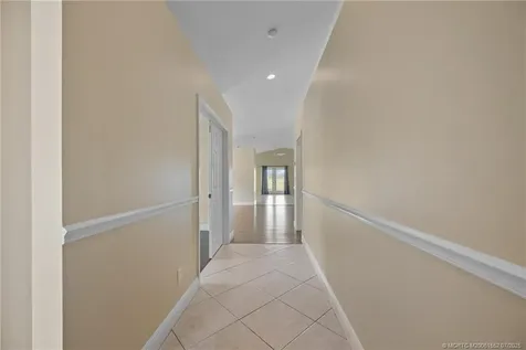 832 NW Greenwich Court Port St Lucie FL 34983