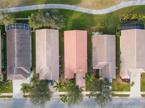 832 NW Greenwich Court Port St Lucie FL 34983