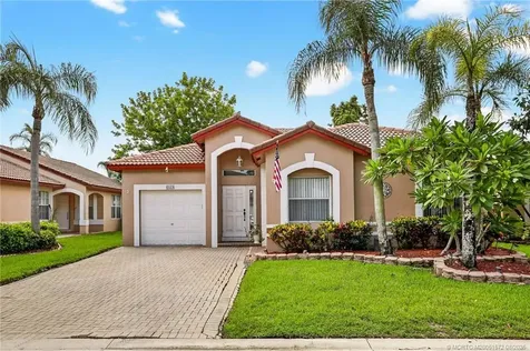 6118 NW 41st Drive Coral Springs FL 33067