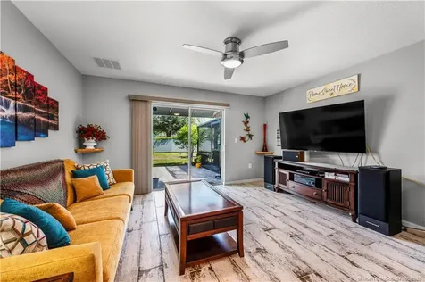 962 SW Mcelroy Avenue Port St Lucie FL 34953