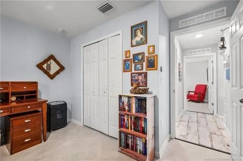 962 SW Mcelroy Avenue Port St Lucie FL 34953