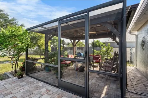 962 SW Mcelroy Avenue Port St Lucie FL 34953