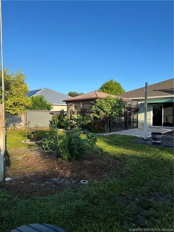962 SW Mcelroy Avenue Port St Lucie FL 34953
