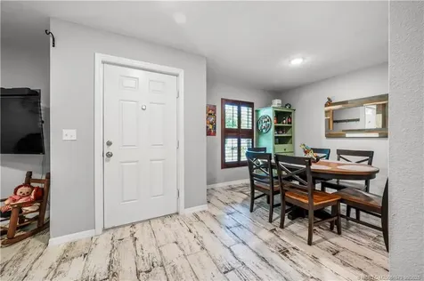 962 SW Mcelroy Avenue Port St Lucie FL 34953