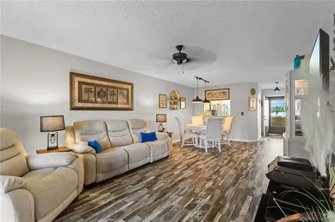 6941 SE Constitution Boulevard Hobe Sound FL 33455