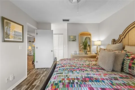 6941 SE Constitution Boulevard Hobe Sound FL 33455