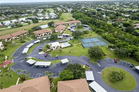 6941 SE Constitution Boulevard Hobe Sound FL 33455