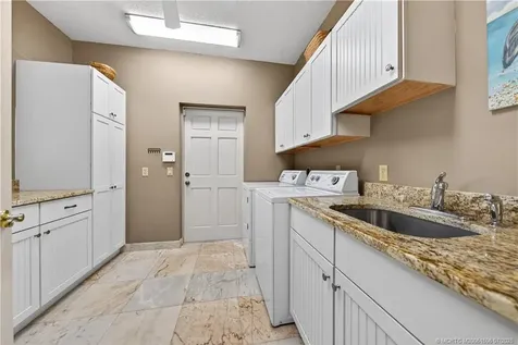 6611 SW Thistle Terrace Palm City FL 34990