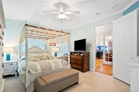 4 Lantana Lane Sewalls Point FL 34996