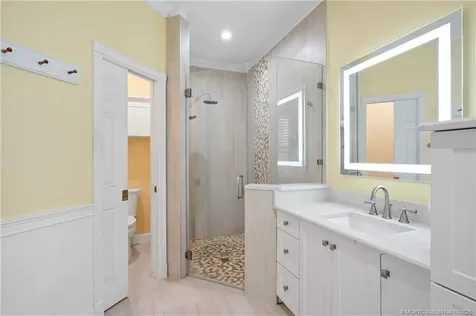 4 Lantana Lane Sewalls Point FL 34996