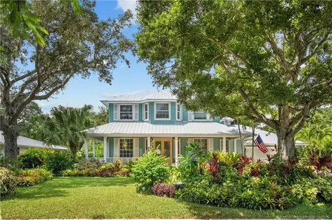 4 Lantana Lane Sewalls Point FL 34996