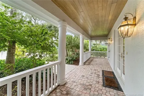 700 SW Saint Lucie Crescent Stuart FL 34994