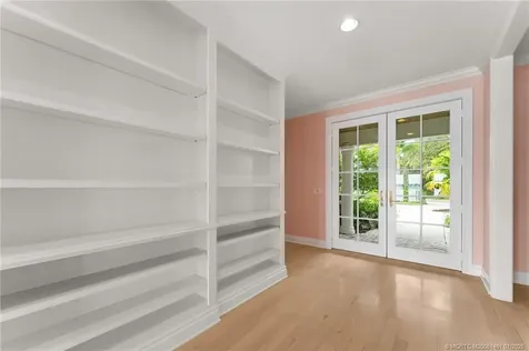 700 SW Saint Lucie Crescent Stuart FL 34994