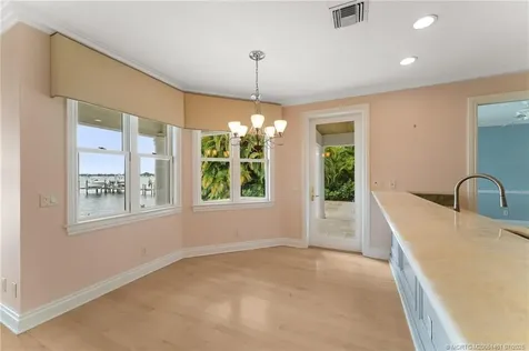 700 SW Saint Lucie Crescent Stuart FL 34994