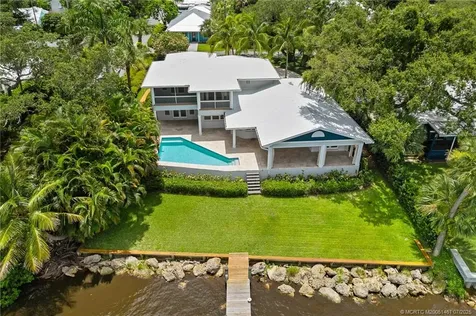 700 SW Saint Lucie Crescent Stuart FL 34994