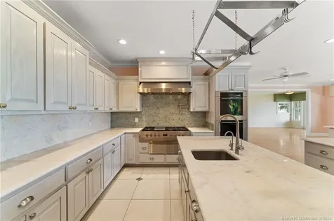 700 SW Saint Lucie Crescent Stuart FL 34994