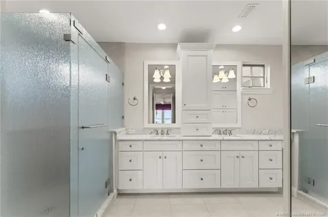 700 SW Saint Lucie Crescent Stuart FL 34994