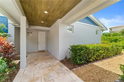700 SW Saint Lucie Crescent Stuart FL 34994