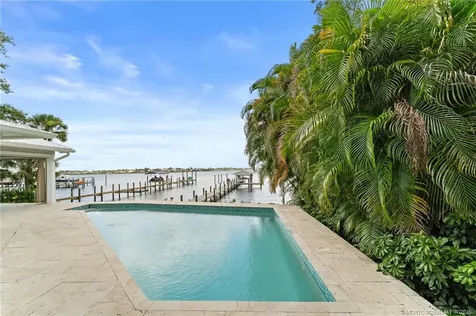 700 SW Saint Lucie Crescent Stuart FL 34994