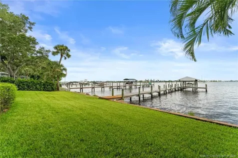 700 SW Saint Lucie Crescent Stuart FL 34994