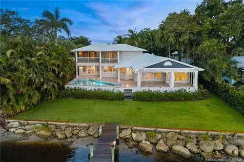 700 SW Saint Lucie Crescent Stuart FL 34994