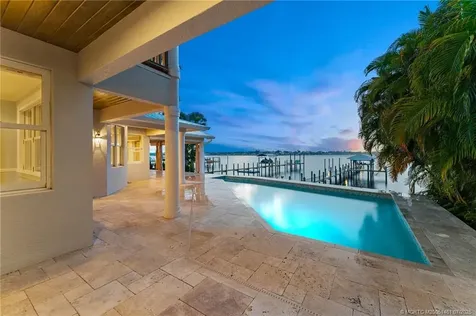 700 SW Saint Lucie Crescent Stuart FL 34994