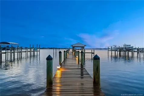 700 SW Saint Lucie Crescent Stuart FL 34994