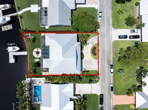562 SW Pine Tree Lane Palm City FL 34990